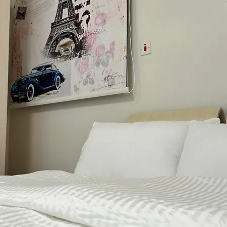 استديو رقم 8 بدخول ذاتي واثاث انيق Apartment Riyadh Exterior photo