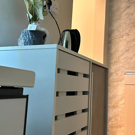 استديو رقم 8 بدخول ذاتي واثاث انيق Apartment Riyadh Exterior photo